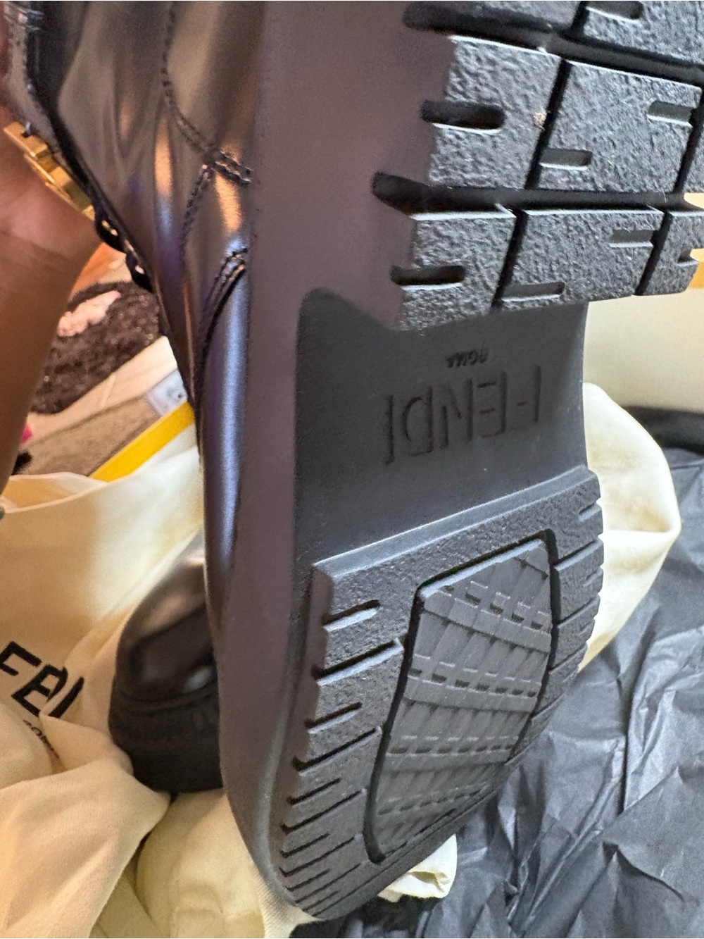 Fendi boots - Picture 14 of 15